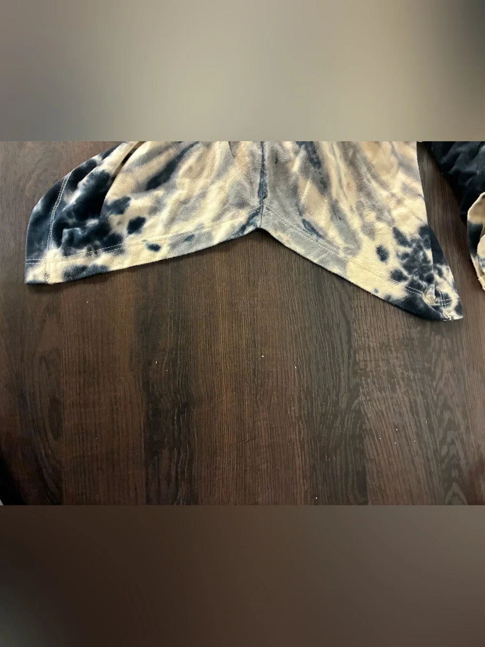 LOGO by Lori Goldstein Navy and White Tie-Dye Long Sleeve Women's Top (S) - Picture 6 of 7